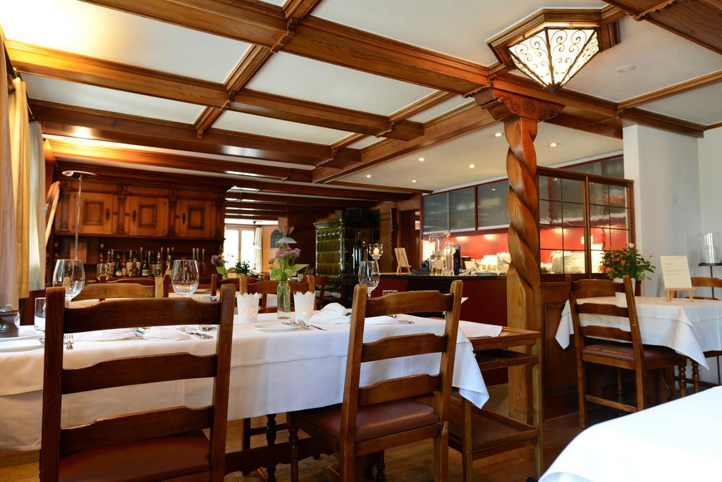 Gasthaus Engel ซัคไซน์ ภายนอก รูปภาพ